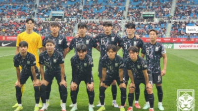 U-22 축구대표팀 아시아 4개국 대회 2차전에서  중국에세 1:0 패배 굴욕