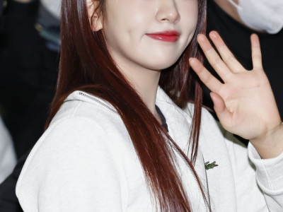 안유진