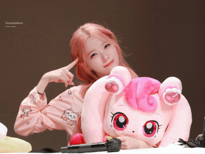 프로미스나인 지헌