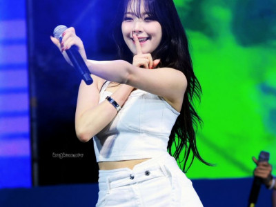 프로미스나인 백지헌