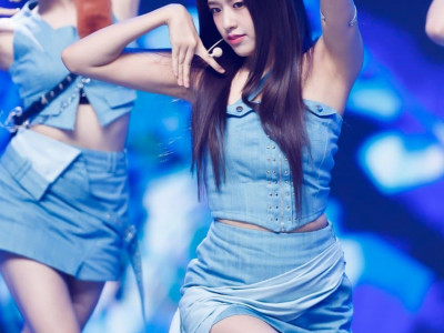 안유진