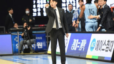 고양 소노 감독 김태술 김태술 OUT 피켓시위에  사실상 꼴찌 결정전에서 삼성 시원하게 무너트리고 결과로 답해