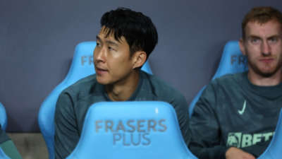 ‘발 부상 손흥민 결장’ 토트넘, ‘황희찬 7분’ 울버햄프턴에 ‘박살’···스펜스 자책골·로메로 대형 실책