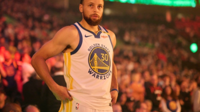 스테픈 커리, 역대 포인트가드 GOAT GSW 간판 스타 향한 극찬! 파이널 MVP도 치켜세웠다