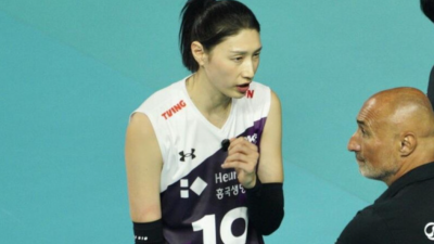 코트 밖에서도 김연경 빛났다