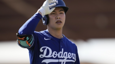 LA 다저스, 김혜성의 빅리그 콜업 공식 발표. 애틀란타전에서 벤치 대기하며 에드먼은 부상자 명단에 올라