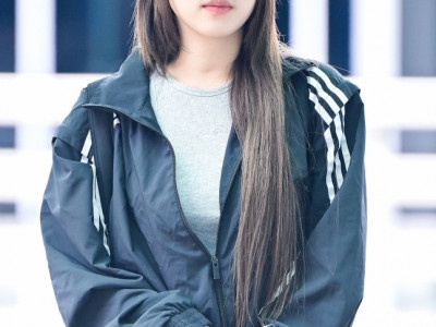 예나 출근