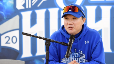 “쉬지 않고 바로 간다” 박진만 감독, 삼성과 재계약 후 하루 만에 오키나와행… 바쁜 오프시즌의 시작