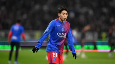 이강인, 아시아 최고 선수상 수상! PSG, 개인 트로피 4관왕 달성