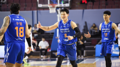 3점슛 13방 폭발! 삼성, 선두 정관장 5연승 저지