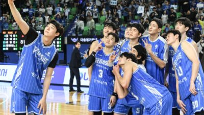 한국가스공사, SK에 83-81 극적 신승…개막 8연패 탈출