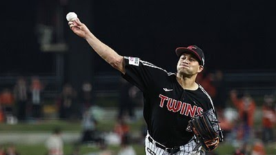 LG 트윈스, 치리노스와 조건부 재계약…톨허스트·오스틴과 동행 이어간다