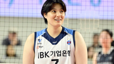 지난 2년 힘들어, IBK에서 코치 제안까지…'4221점' 15년 IBK 프랜차이즈 스타, 왜 현대건설 트레이드 택했을까