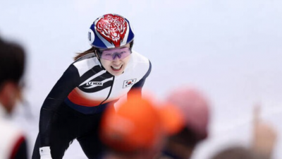 최민정, 쇼트트랙 월드투어 1차 대회 1000m 예선 선두 질주