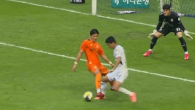 ‘오심 유력’ 황당한 NO PK 판정에…전북 우승 조기 확정 발목 잡혔다