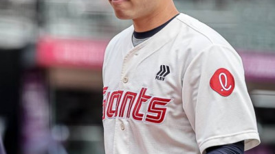 롯데 자이언츠, ERA 10점대 투수 투입의 비극적 선택…역전패의 원인과 불펜의 현실