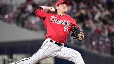 KIA 타이거즈 전상현, 역사적인 홀드 기록 달성… 자존감 회복의 여정