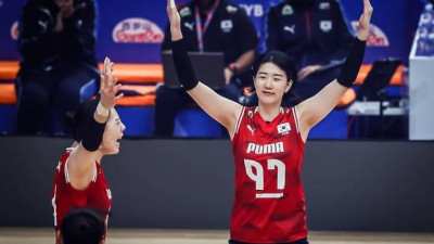 한국 여자배구, 체코에 아쉬운 2-3 역전패... VNL 3연패의 길목에서